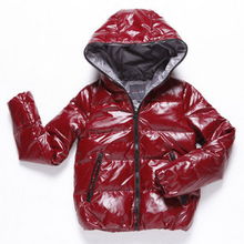 楊巍品牌女式羽絨服系列 匠心工藝與時尚設(shè)計的完美融合